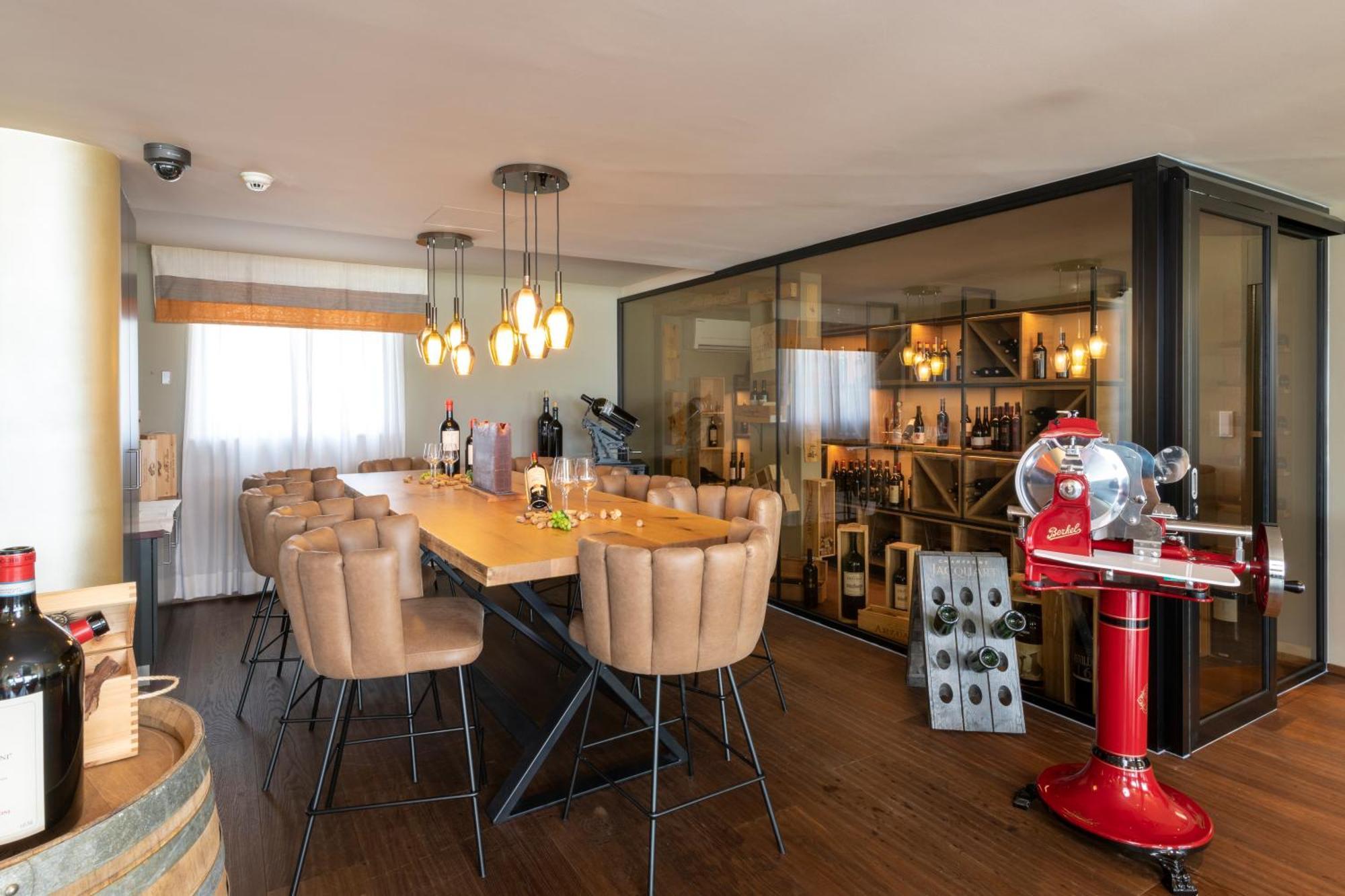 Hotel Alexander Weggis Luaran gambar