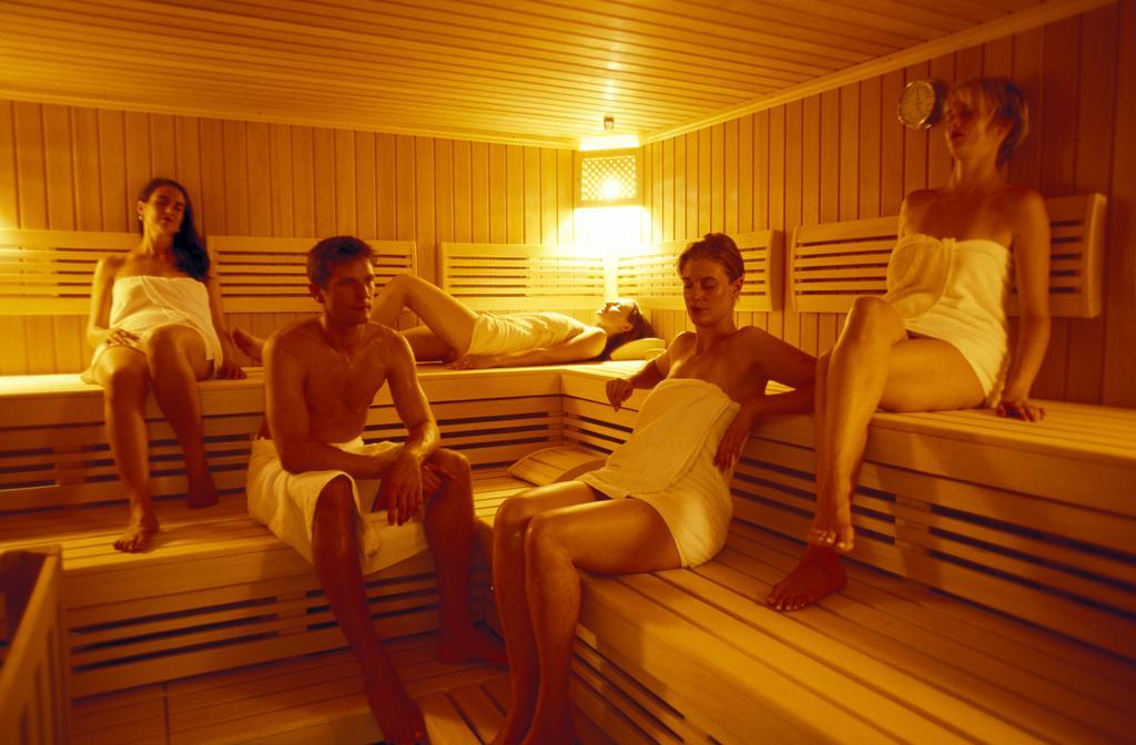 Hotel Alexander Weggis Luaran gambar